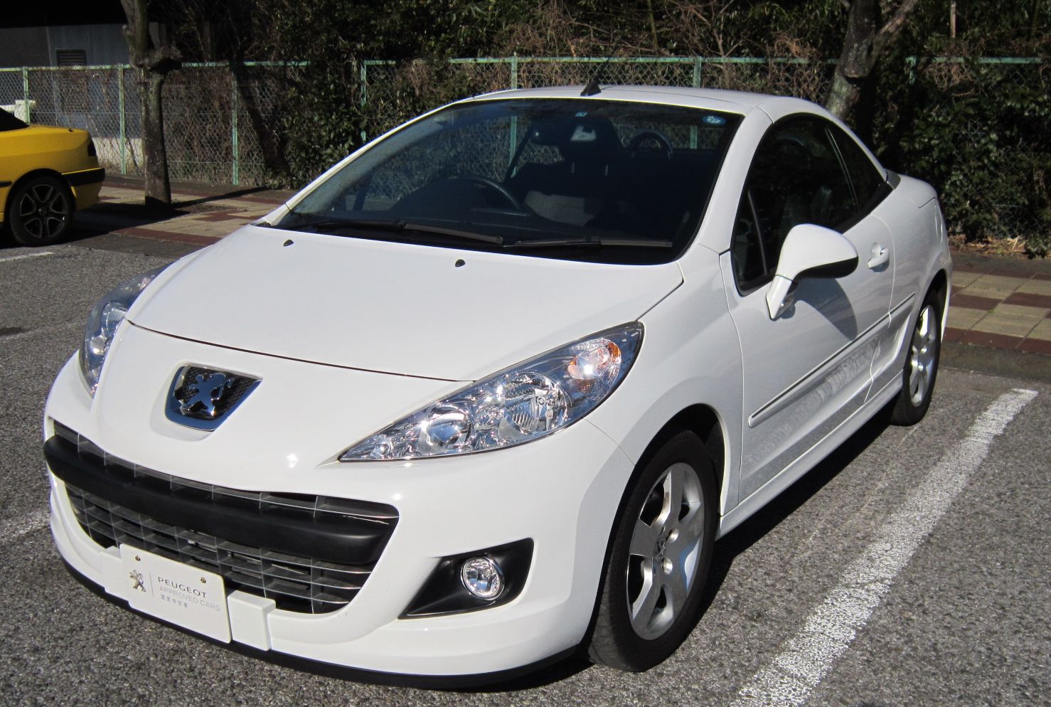 207CC Premium 認定中古車情報