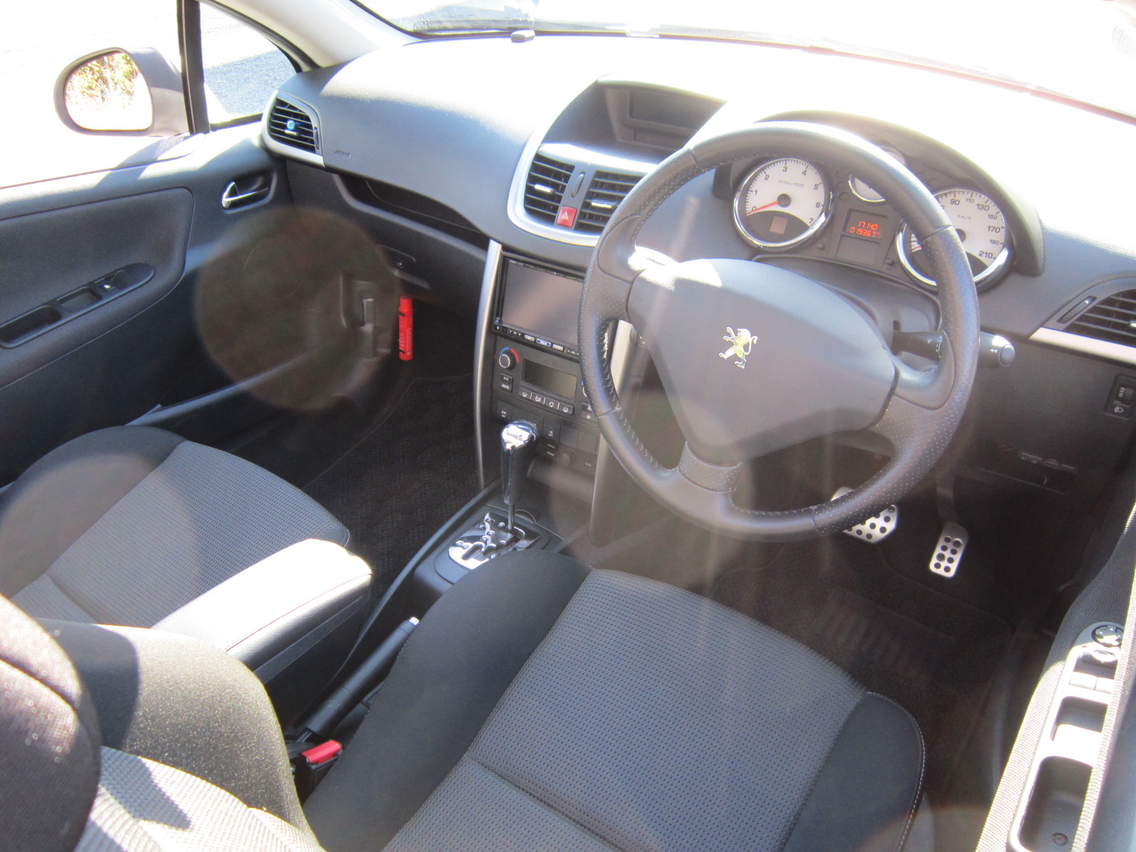 207CC Premium 認定中古車情報