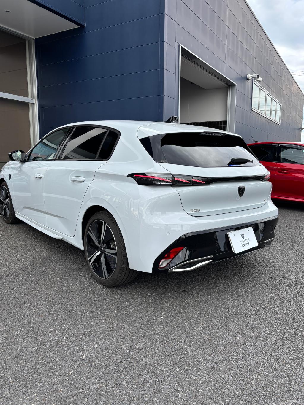 中古車のご紹介【308BHDi】
