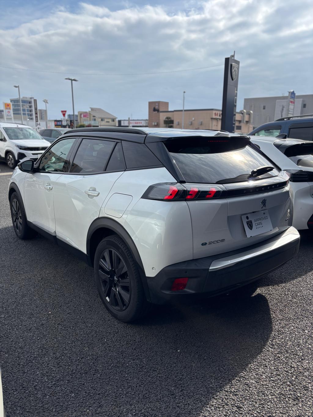 中古車のご紹介【e2008GT】