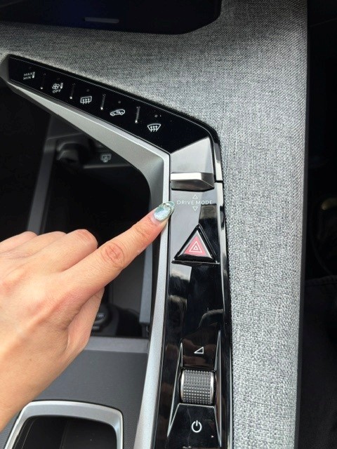 PEUGEOTのドライブモード🚗
