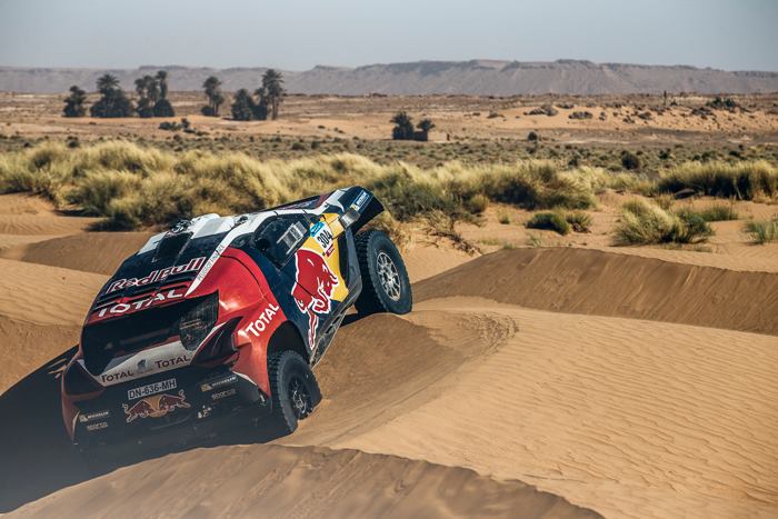 PEUGEOT 2008 DKR 参戦