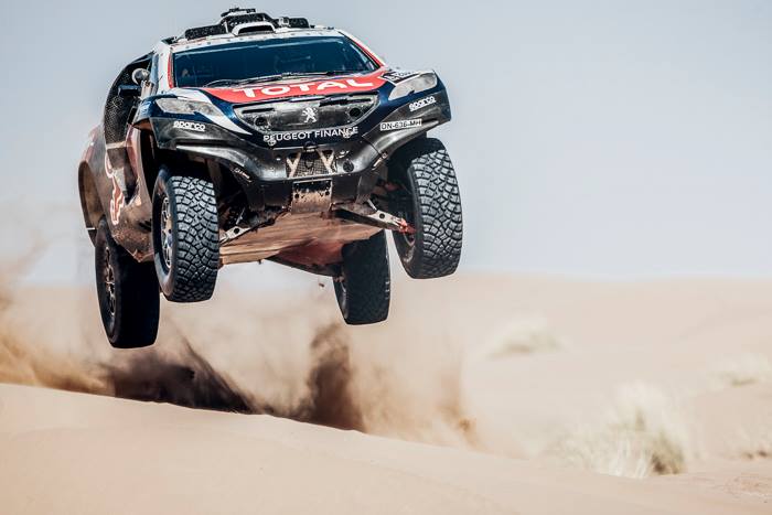 PEUGEOT 2008 DKR 参戦