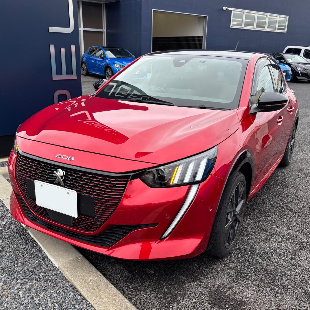 中古車のご紹介【e208GT】