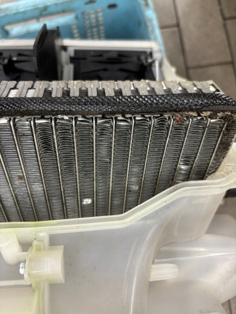 なかなか見れない作業👨‍🔧